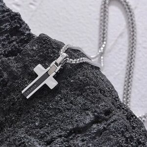 Mens Silver Enamel Zircon Cross Necklace